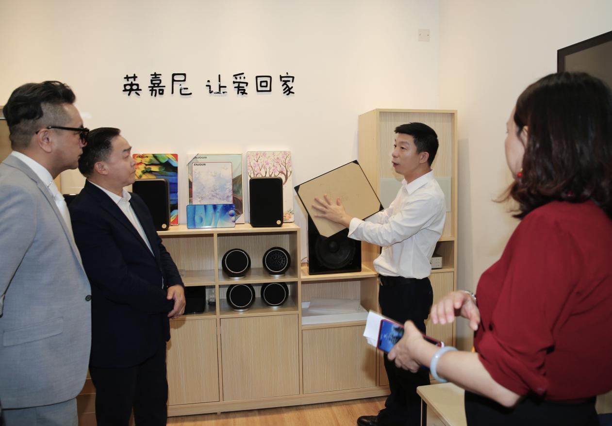 深圳市室内设计师协会设计师参观YH533388银河科技